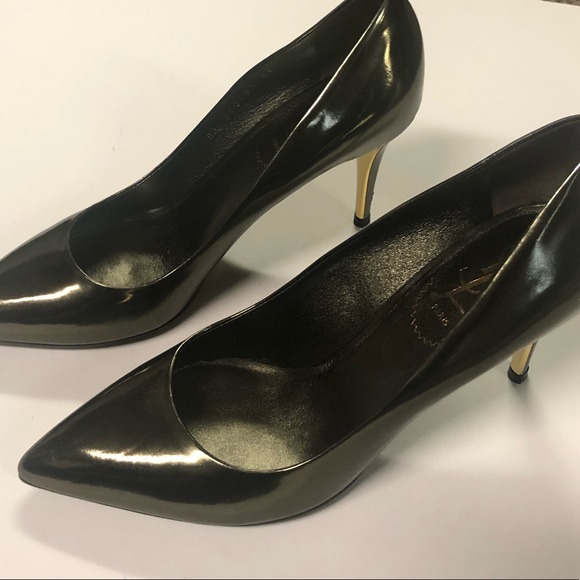 Yves Saint Laurent metallic pumps - Picture 4 of 8